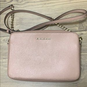 Jet Set Large Saffiano Leather Crossbody Bag